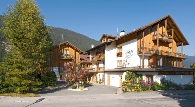 וויסנסי Hotel Haus Am See מראה חיצוני תמונה